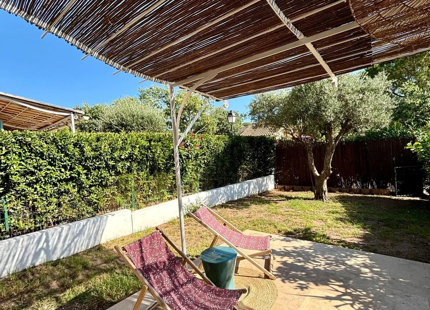 Bastidon Paisible Dans Residence Avec Piscine Frejus Holiday home