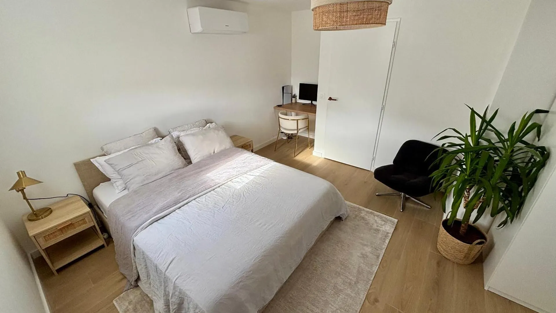 Holiday home Bastidon Paisible Dans Residence Avec Piscine Frejus